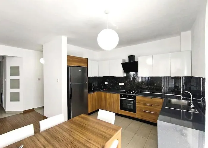 Rix In * Kyrenia (Northern Cyprus)