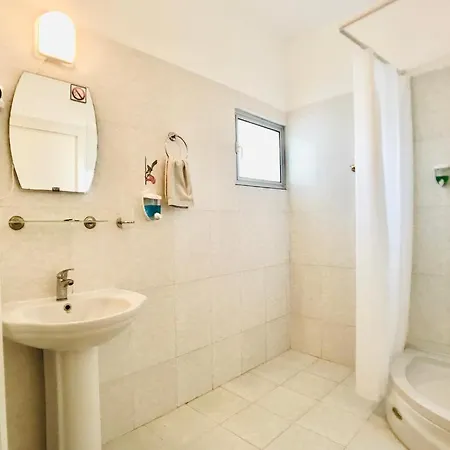 Rix In * Kyrenia (Northern Cyprus)