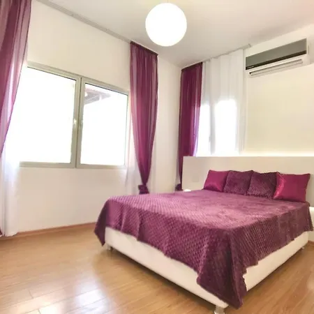 Apartment Rix In *